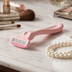 Modess Sensitive 5 Extreme Women's Refillable Razor Set